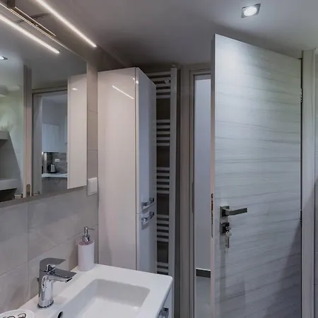 Koukaki Unique Flat Next To Acropolis & Metro 57sqm